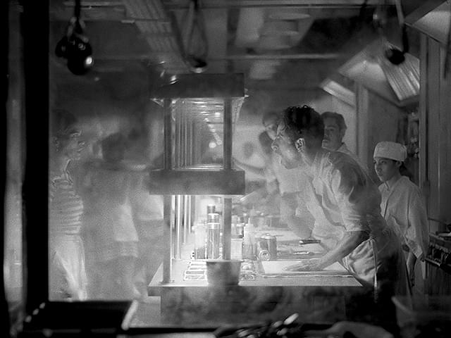 ラ・コシーナ　厨房