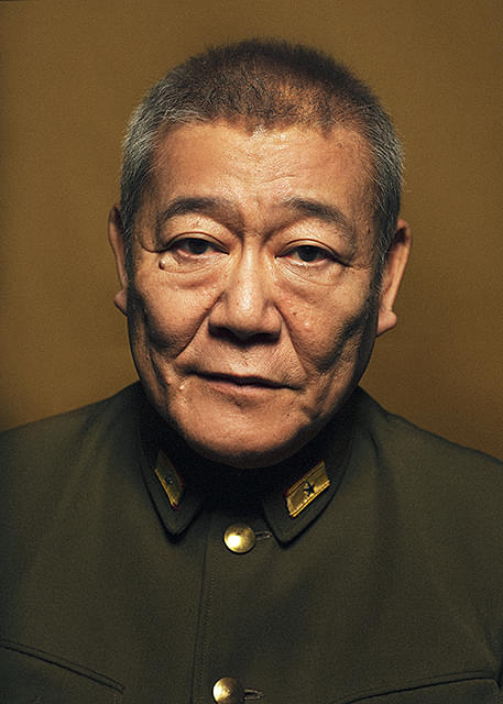 開戦前夜