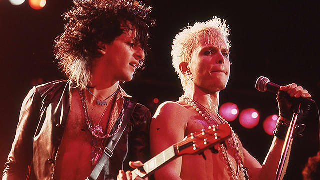 ビリー・アイドル　パンク・ロッカーの反逆と代償